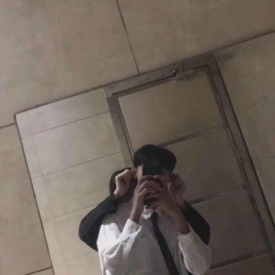 人民网三评“倒奶事件”之二：多少利益暗中驱动？